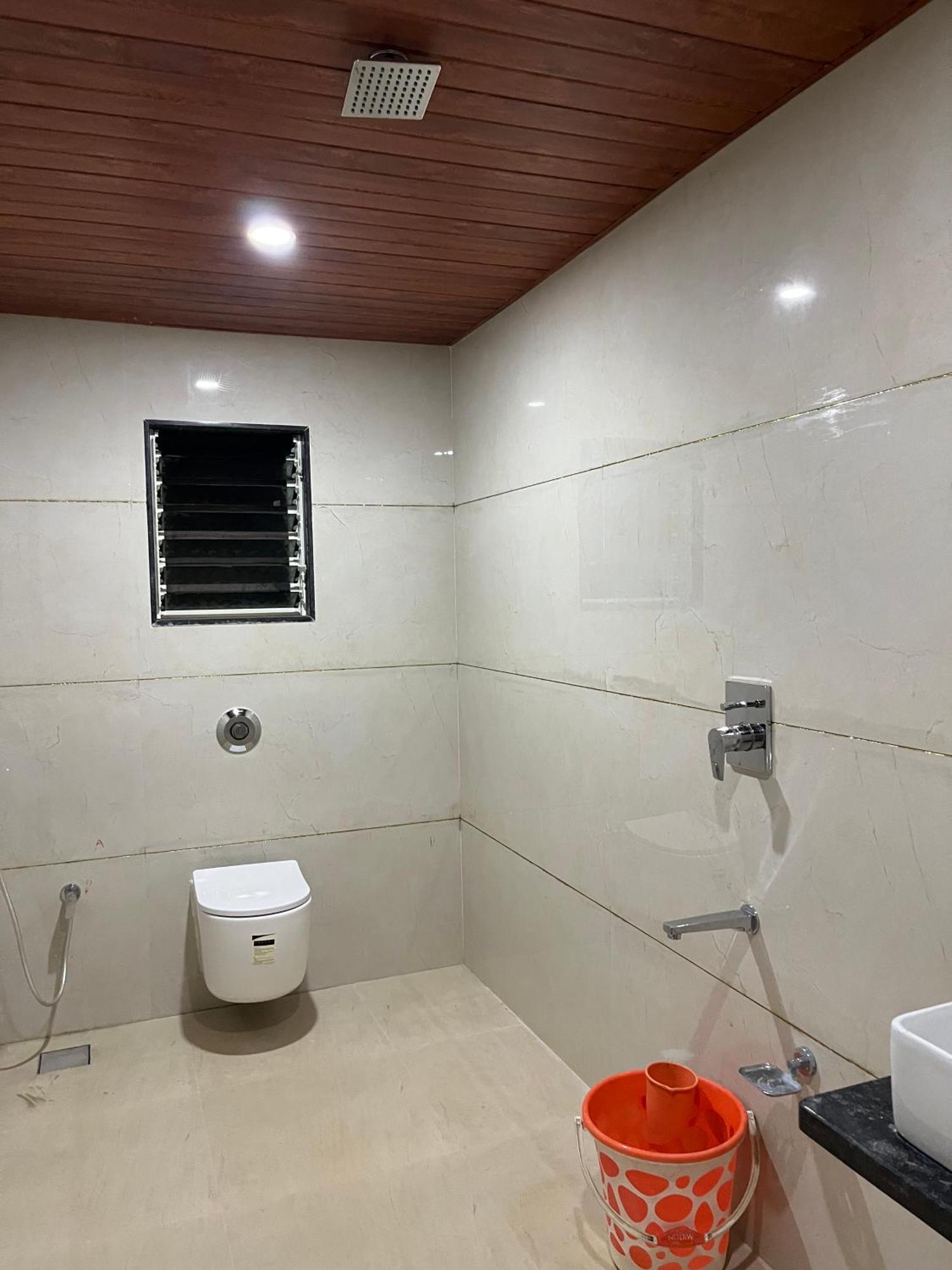Hotel Jeet Paradise Phaltan Екстер'єр фото